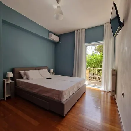 Portside Eretria Apartment Exterior photo